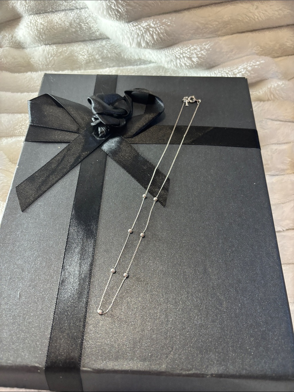 Dainty Trifari Silvertone 15” Vintage Necklace EUC